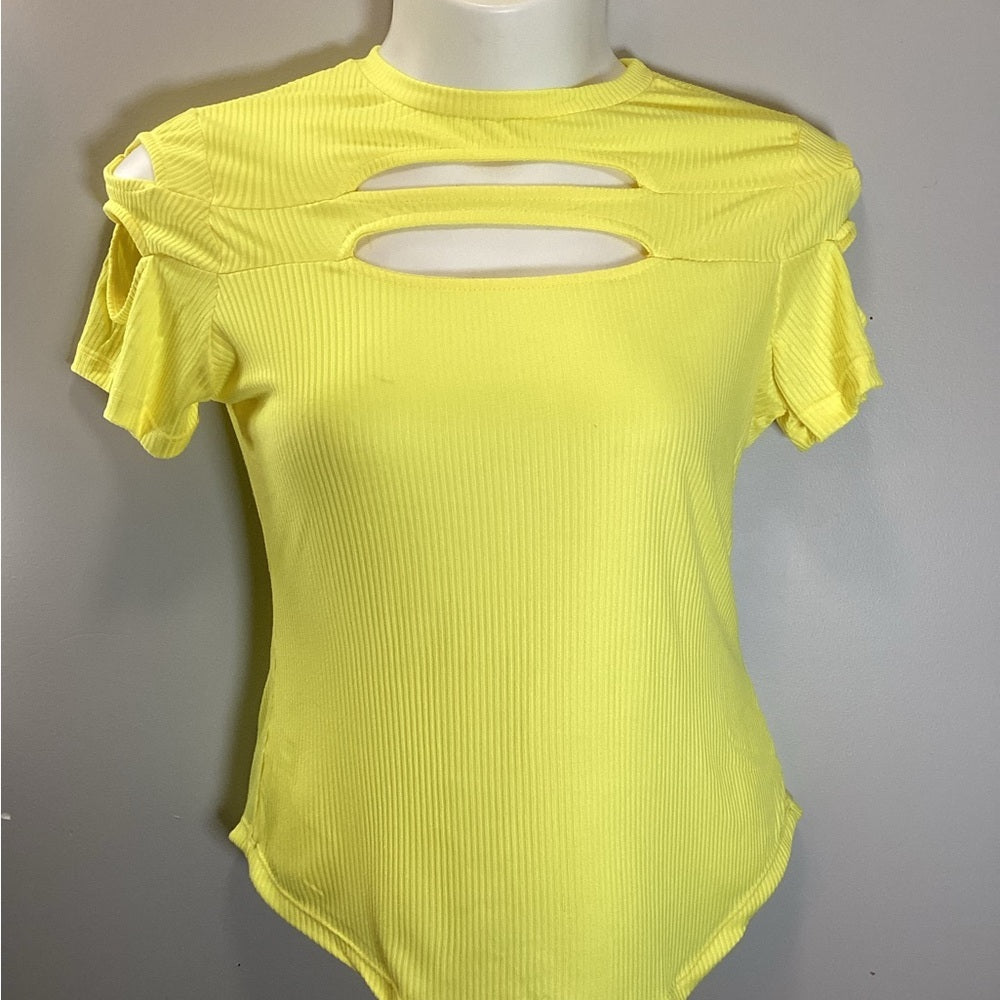 Plus Size, Vibrant Yellow Ruched Short Sleeve Tee with Cut-Outs, Size 2X