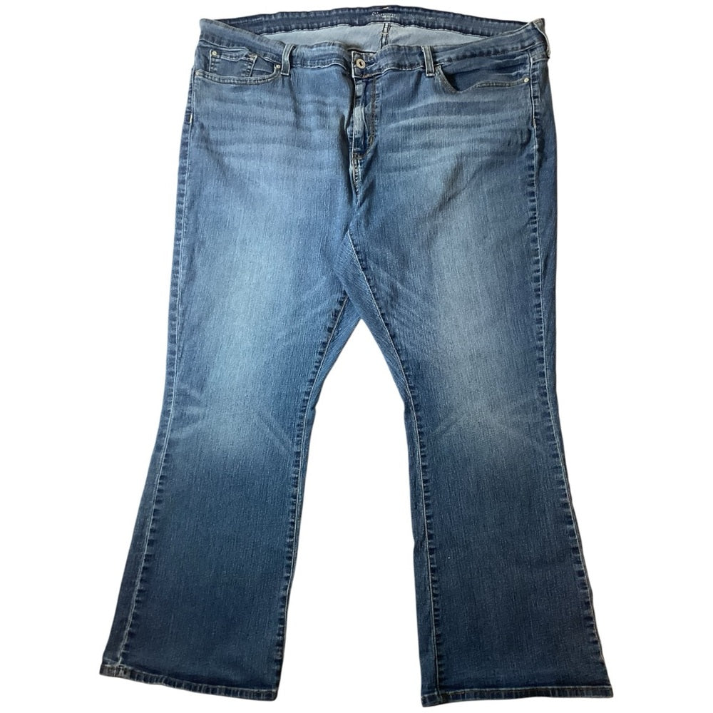 Levi's Signature Blue Modern Boot Cut Women's Jeans Plus Size 28W