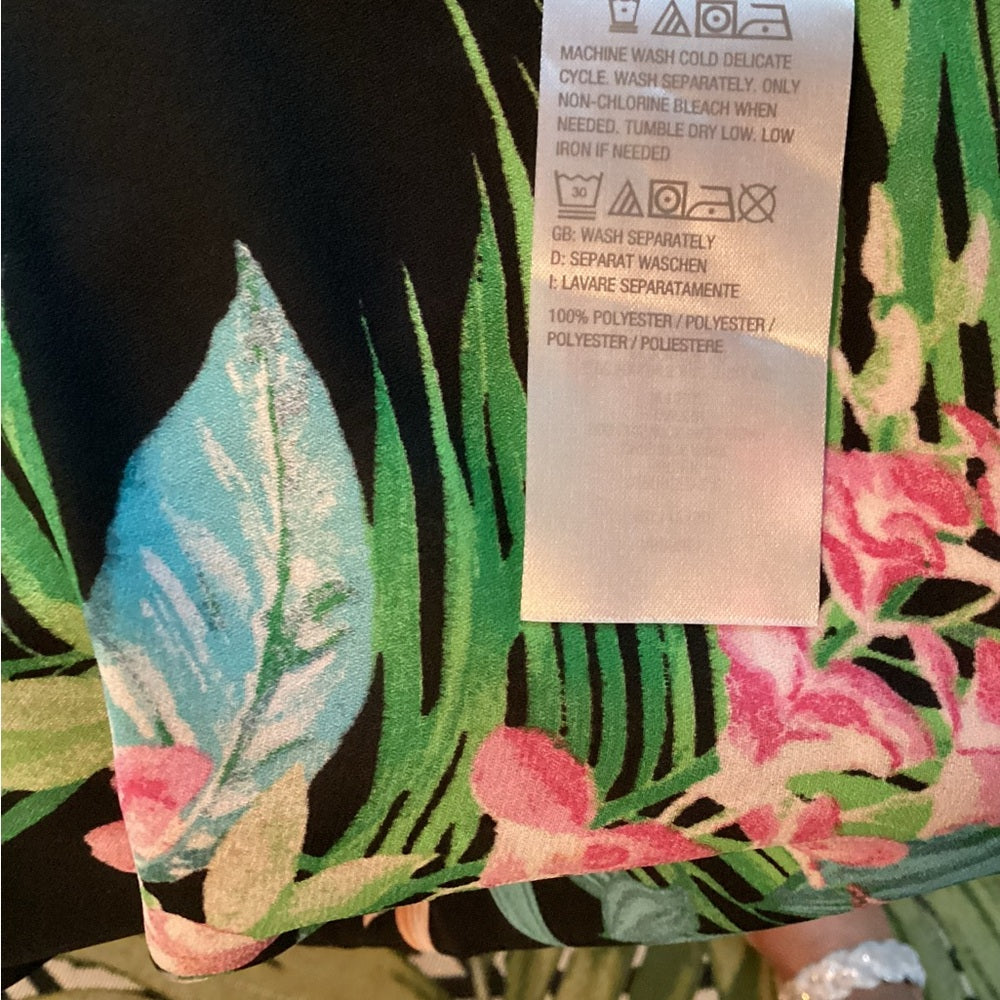 Belle by Kim Gravel Floral V-Neck Blouse Size 3X