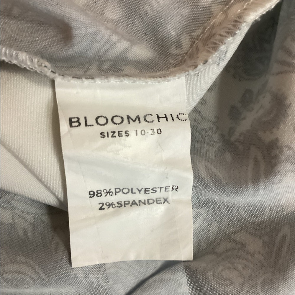 BloomChic Blue and White Patterned Blouse, Plus Size 22/24 (3X)