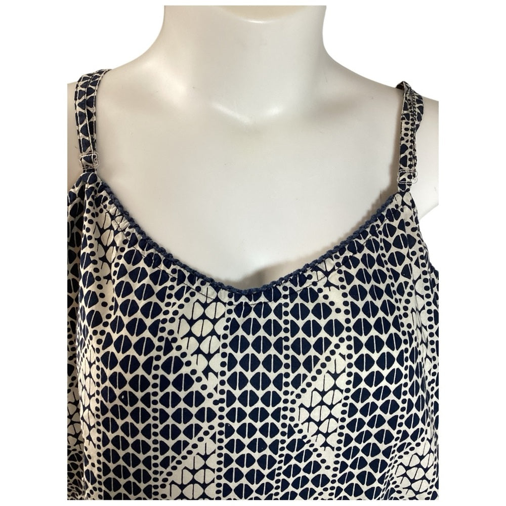 Floral Two Piece Set Sleeveless Wrap Blouse in Navy and White, Plus Size 2X