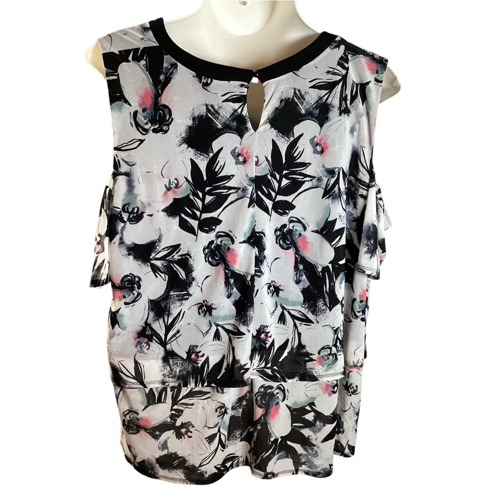 Lane Bryant Black and Pink Floral Blouse, Stretch, Plus Size 26/28, 4X